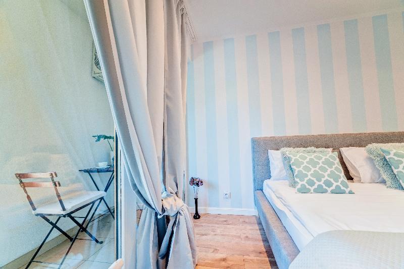 Apartamenty Design Centrum-Garbary Street Познань Экстерьер фото